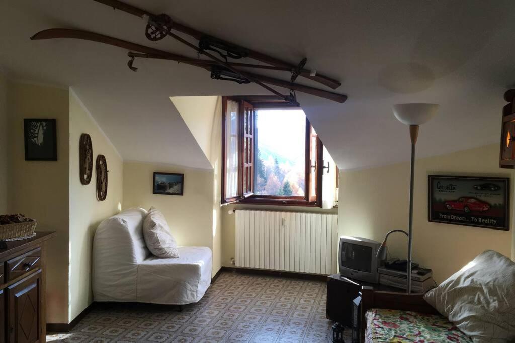 Maison Des Alpes Mansarda Oulx Buitenkant foto