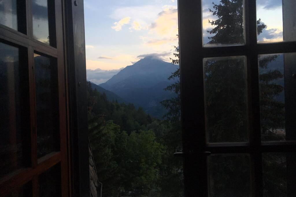 Maison Des Alpes Mansarda Oulx Buitenkant foto